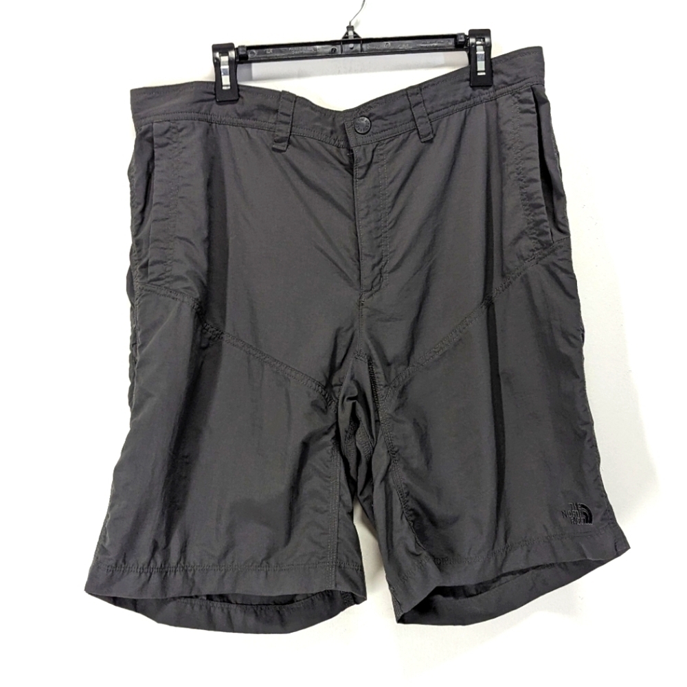 The North Face Sport Hiking Bermuda Shorts Utility Moisture Wicking 38 Grey